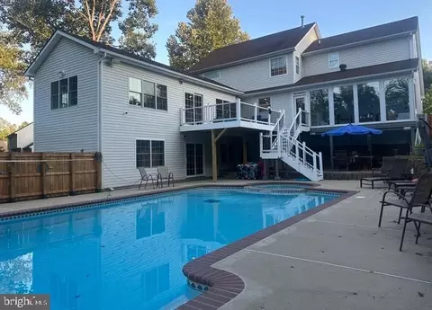 9 Falling Water Ct, Fredericksburg, VA 22405