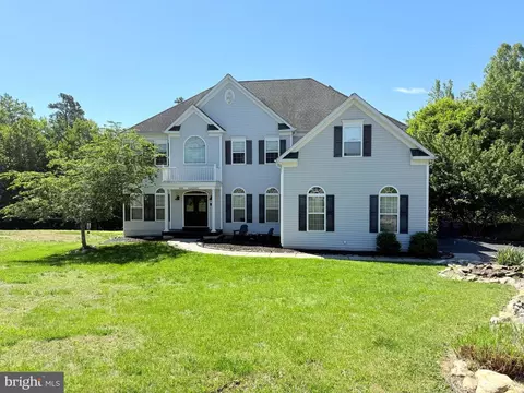 100 River Ridge Ln, Fredericksburg, VA 22406