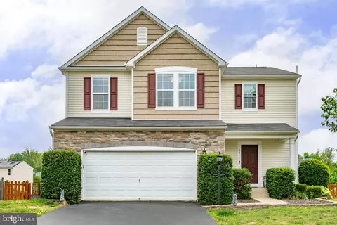 64 Charter Gate Dr, Fredericksburg, VA 22406