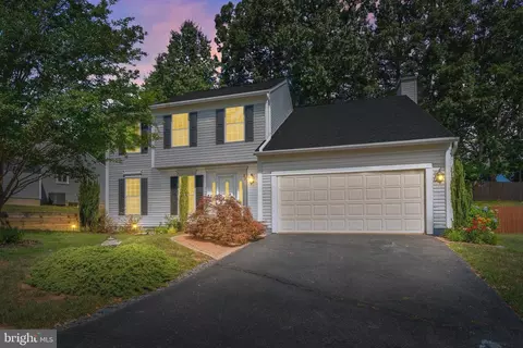 29 Woods Edge Ct, Stafford, VA 22554