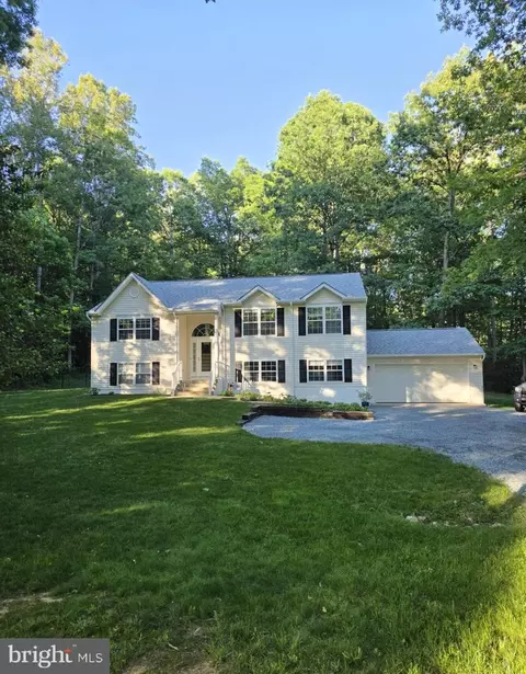 62 Cascade Ln, Fredericksburg, VA 22406