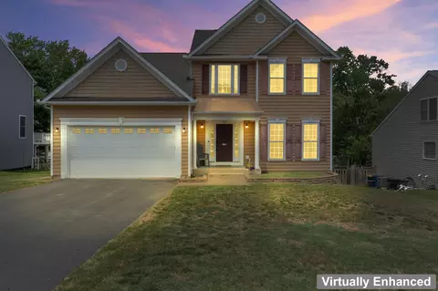 1015 Julian Dr, Fredericksburg, VA 22405
