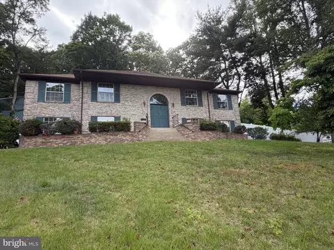 1032 John Paul Jones Dr, Stafford, VA 22554