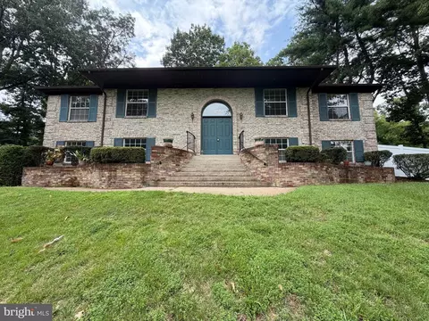 1032 John Paul Jones Dr, Stafford, VA 22554
