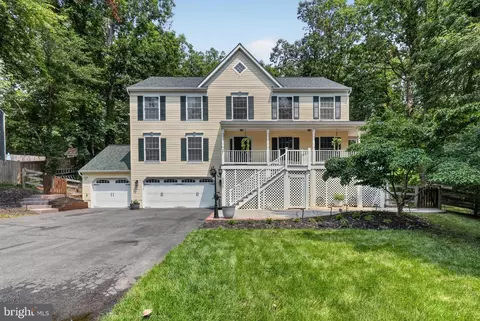 3270 Titanic Dr, Stafford, VA 22554