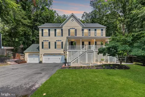 3270 Titanic Dr, Stafford, VA 22554