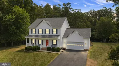 143 Greenway St, Fredericksburg, VA 22405