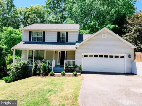 40 Rocky Dr, Stafford, VA 22554