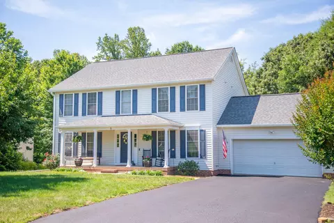 8 Feldspar Way, Fredericksburg, VA 22405