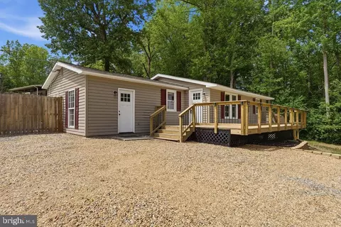 107 Boundary Dr, Stafford, VA 22556