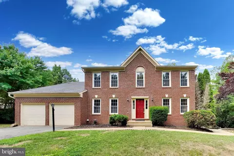 11 Danbury Forest Ln, Stafford, VA 22554