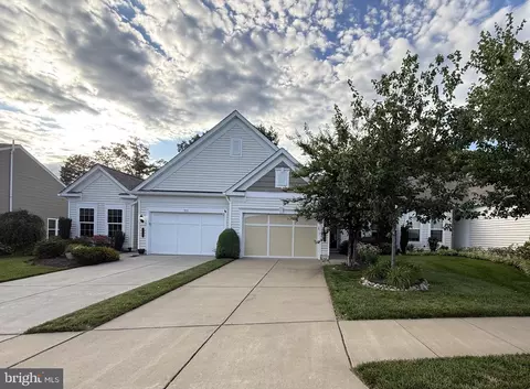 213 Long Point Dr, Fredericksburg, VA 22406