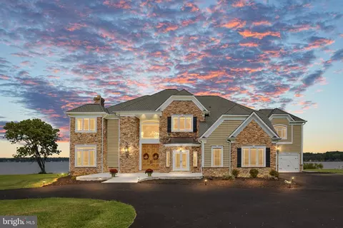 270 Thorny Point Rd, Stafford, VA 22554