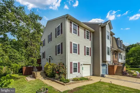 108 Shaw Ct, Fredericksburg, VA 22405