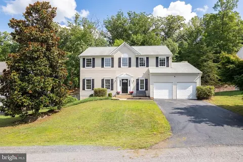 38 Willow Glen Ct, Stafford, VA 22554