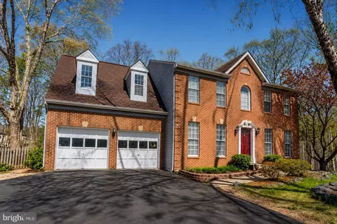 10 Hawthorne Ct, Stafford, VA 22554