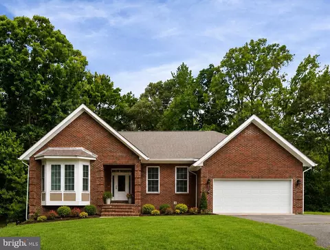 24 Rita Ln, Fredericksburg, VA 22405