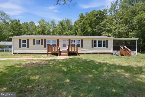 271 Shackelford Well Rd, Fredericksburg, VA 22406