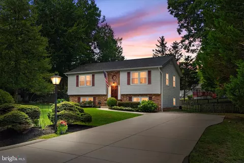 6 True Rd, Stafford, VA 22556