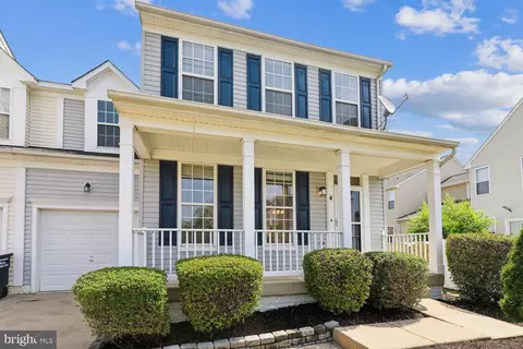 4 Barnum Dr, Stafford, VA 22556