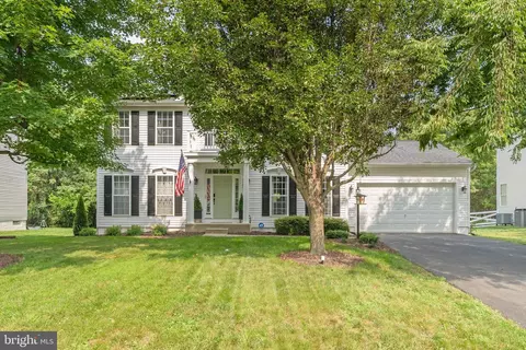 123 Hunton Dr, Fredericksburg, VA 22405