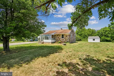 198 Caisson Rd, Fredericksburg, VA 22405