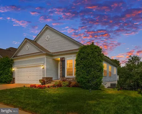 22 Chantilly Pl, Fredericksburg, VA 22406