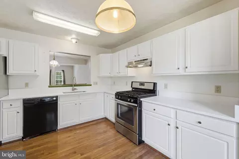 108 Pinnacle Dr, Stafford, VA 22554