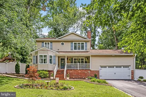 6 Greenhaven Ct, Stafford, VA 22554