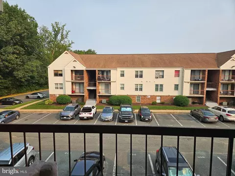 200 Buckingham Ln #303, Stafford, VA 22556