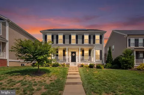 560 Coastal Ave, Stafford, VA 22554