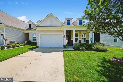 132 Long Point Dr, Fredericksburg, VA 22406