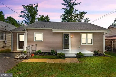 31 Kelley Rd, Fredericksburg, VA 22405