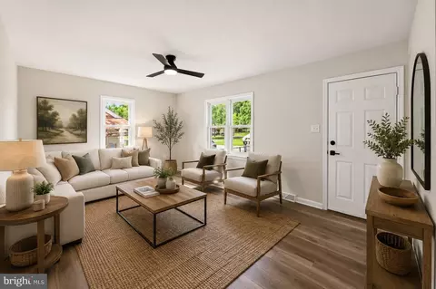 31 Kelley Rd, Fredericksburg, VA 22405
