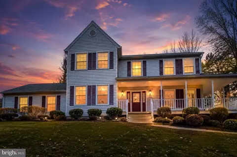1130 Columbus Dr, Stafford, VA 22554