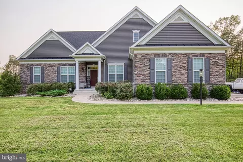 967 Mountain View Rd, Fredericksburg, VA 22406