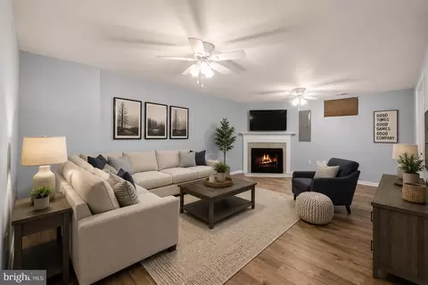 601 Twin Brook Ln, Stafford, VA 22554