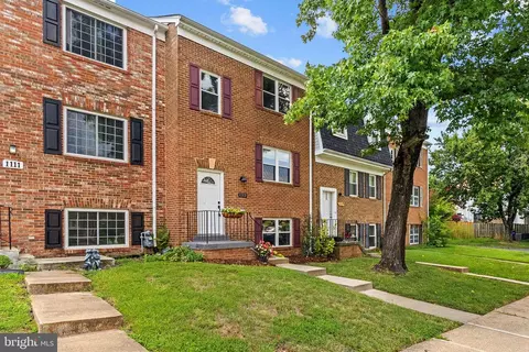 1113 Thomas Jefferson Pl, Fredericksburg, VA 22405