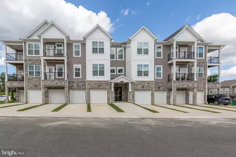 19 Artemisia Way #101, Stafford, VA 22554