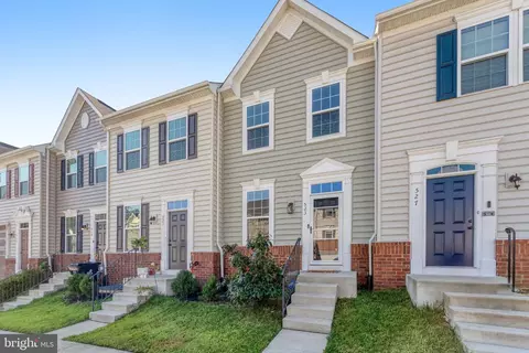 523 View Point Way, Fredericksburg, VA 22405