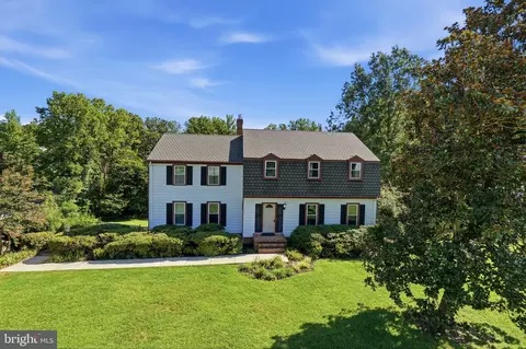 4 Wall, Fredericksburg, VA 22405