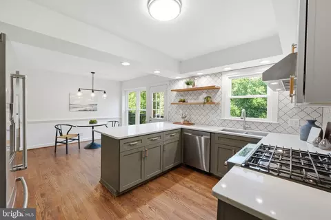 4 Wall, Fredericksburg, VA 22405