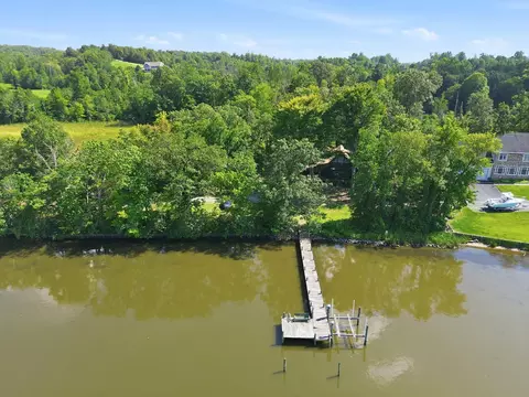 454 Wood Landing Rd, Fredericksburg, VA 22405
