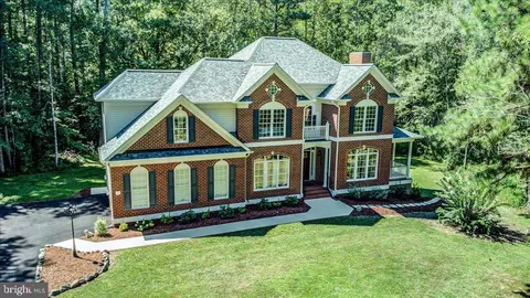 5 Beaver Ridge Rd, Stafford, VA 22556