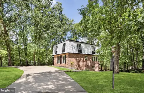 1002 Isabella Dr, Stafford, VA 22554