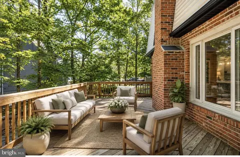 1002 Isabella Dr, Stafford, VA 22554