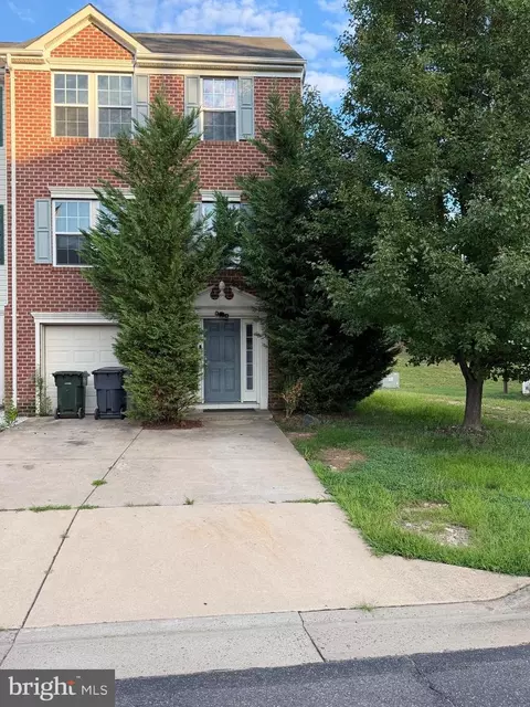 68 Hunting Creek Ln, Stafford, VA 22556