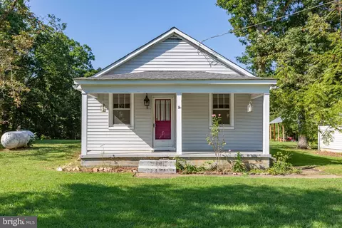 1571 Truslow Rd, Fredericksburg, VA 22406