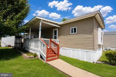 41 Anita Dr, Stafford, VA 22556