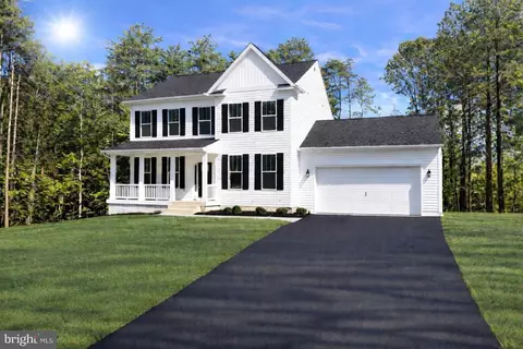741 White Oak Rd, Fredericksburg, VA 22405